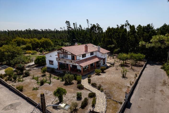Image No.2-Villa / Détaché de 5 chambres à vendre à Marinha Grande
