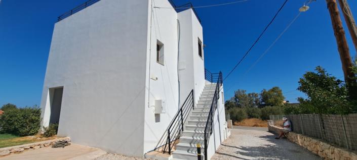 Image No.2-2 Bed House/Villa for sale
