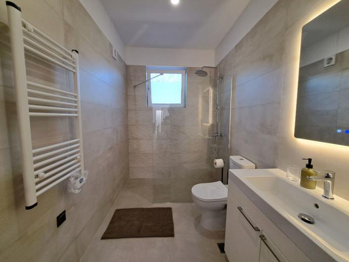 Image No.18-1 Bed Apartment for sale