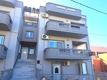 1 - Plaka, Appartement