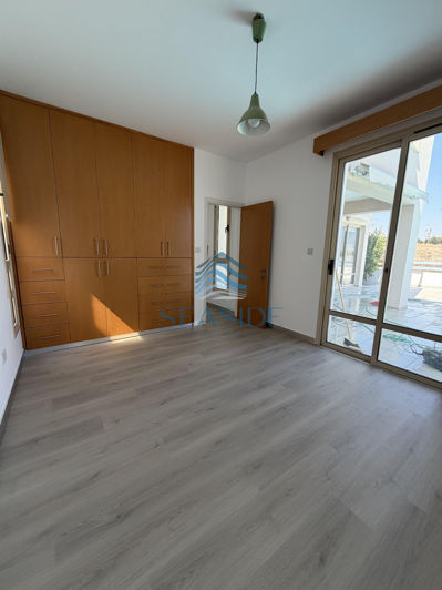 Image No.6-5 Bed Villa for sale