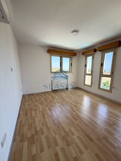 Image No.9-5 Bed Villa for sale