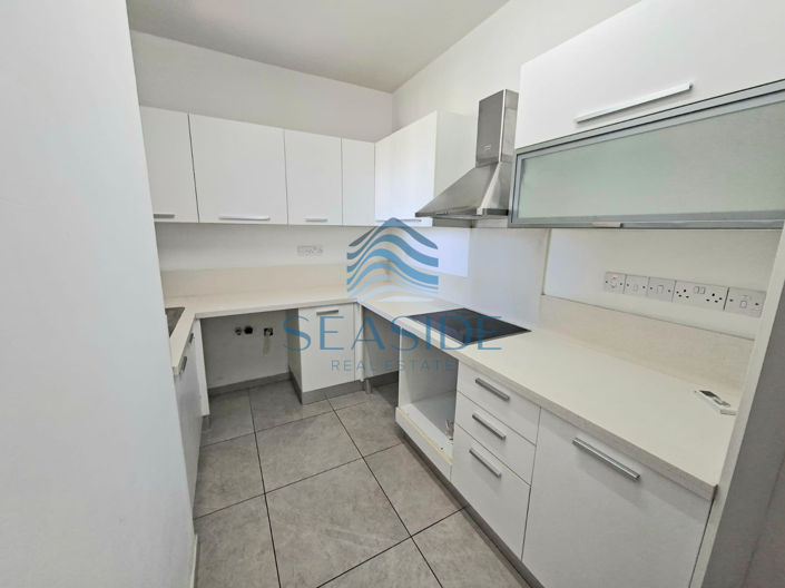 Image No.2-Appartement de 2 chambres à vendre à Universal