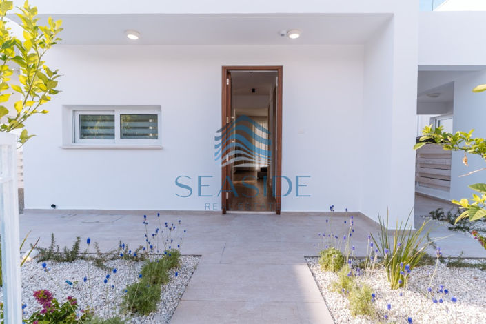 Image No.19-3 Bed House for sale