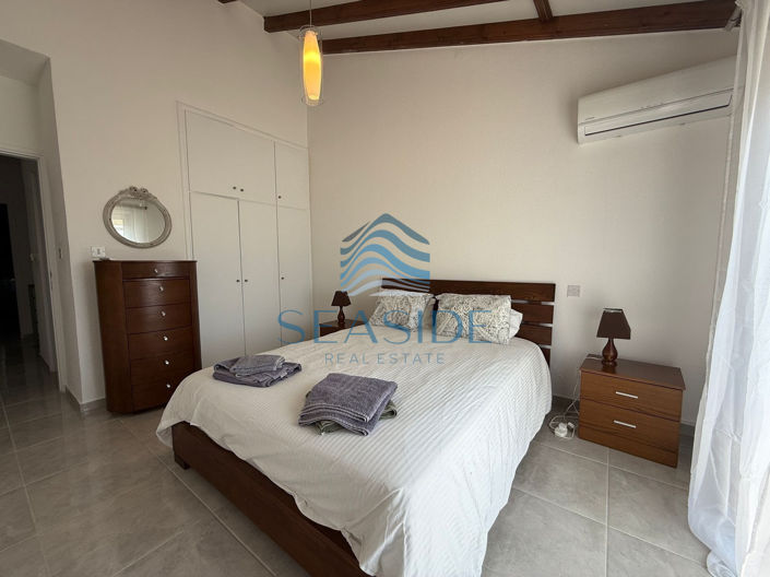 Image No.6-2 Bed Townhouse for sale