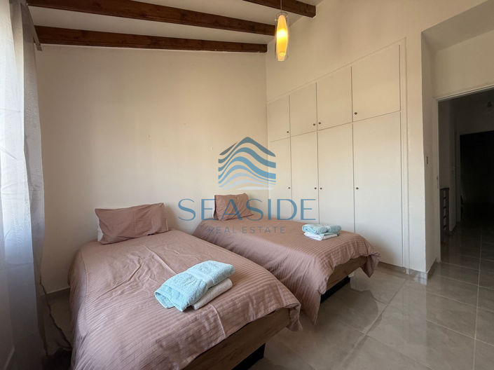 Image No.8-2 Bed Townhouse for sale