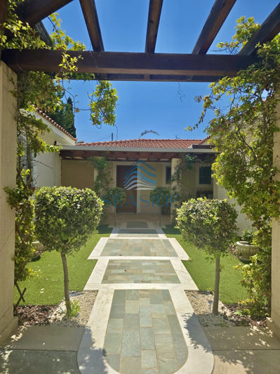 Image No.8-5 Bed Villa for sale