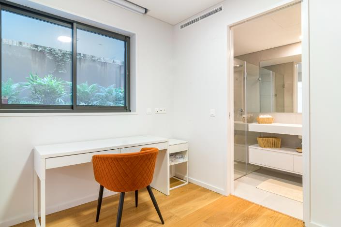 Image No.21-2 Bed Apartment for sale