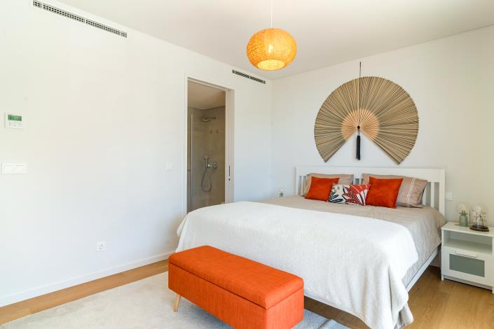 Image No.11-2 Bed Apartment for sale