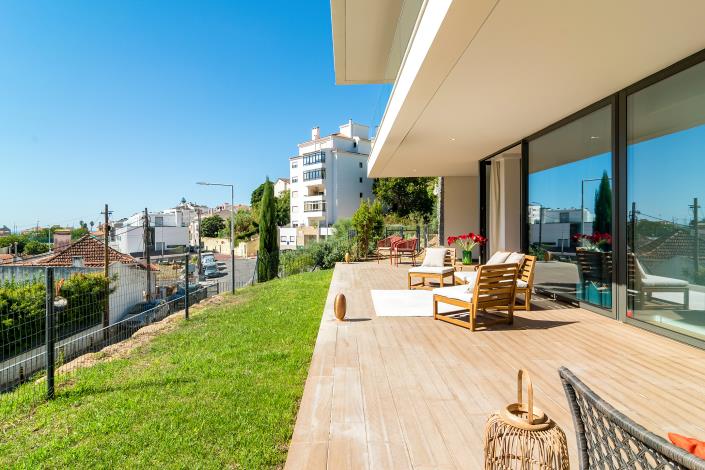 Image No.28-2 Bed Apartment for sale