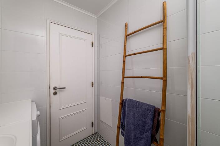Image No.19-1 Bed Apartment for sale