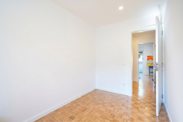 Image No.9-3 Bed Apartment for sale