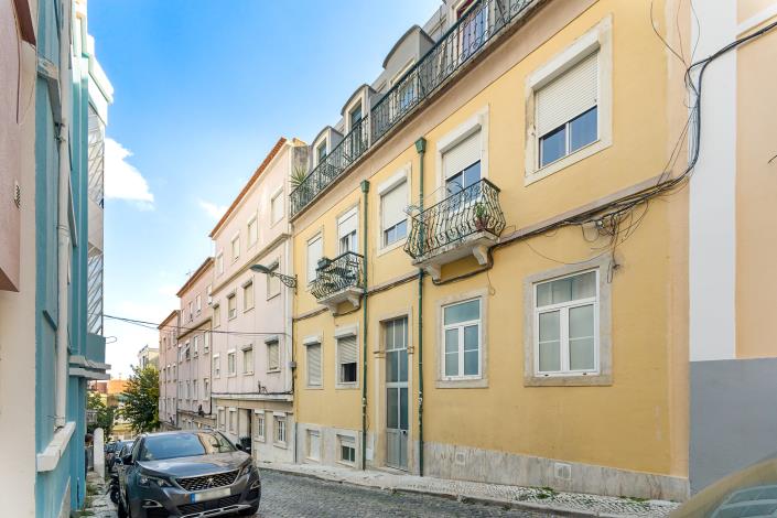 Image No.24-2 Bed Apartment for sale
