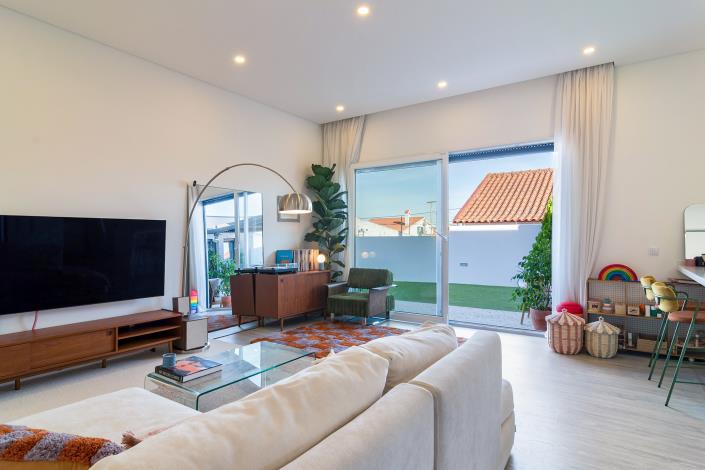 Image No.13-4 Bed House for sale