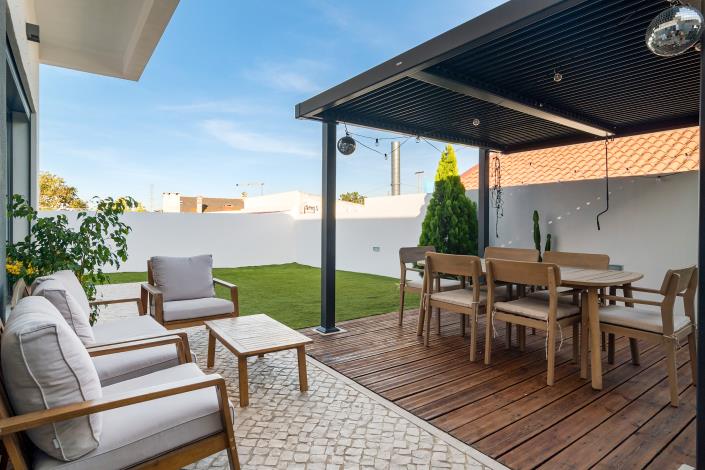 Image No.21-4 Bed House for sale