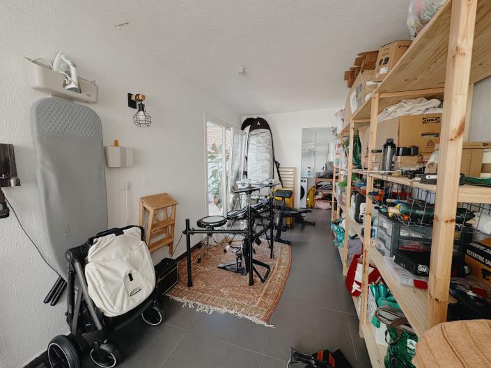 Image No.25-4 Bed House for sale