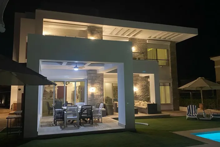 Image No.2-4 Bed Villa for sale