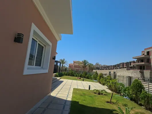 Image No.3-6 Bed Villa for sale