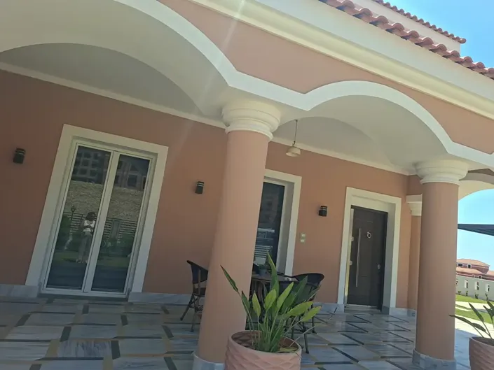 Image No.4-6 Bed Villa for sale