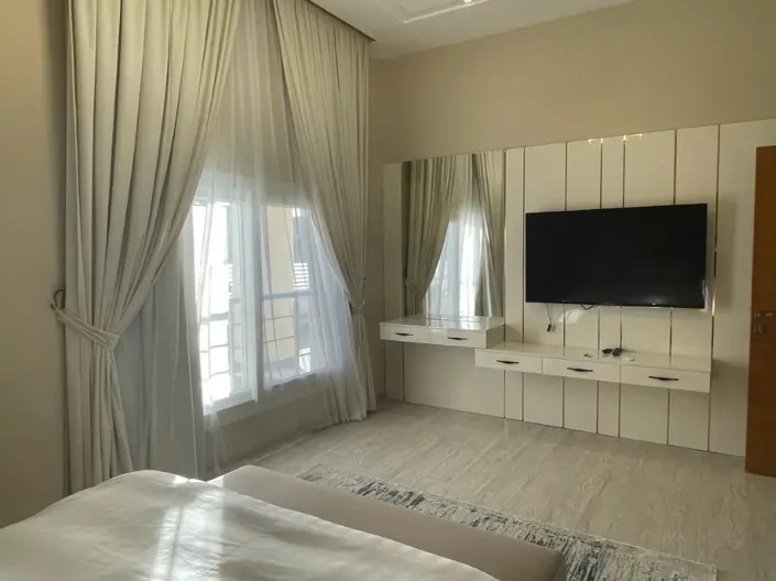Image No.14-7 Bed Villa for sale