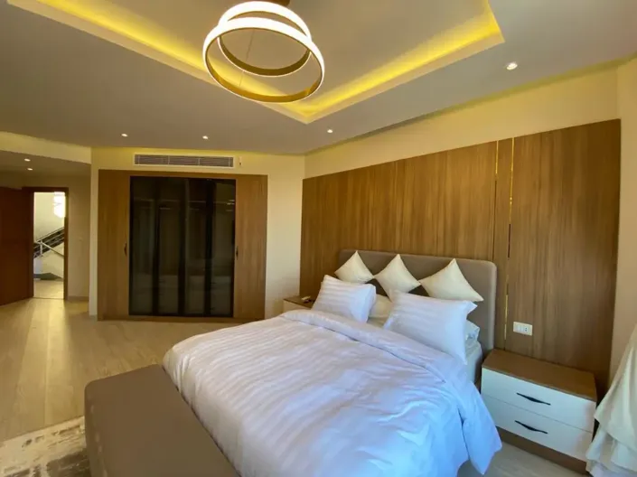 Image No.27-7 Bed Villa for sale