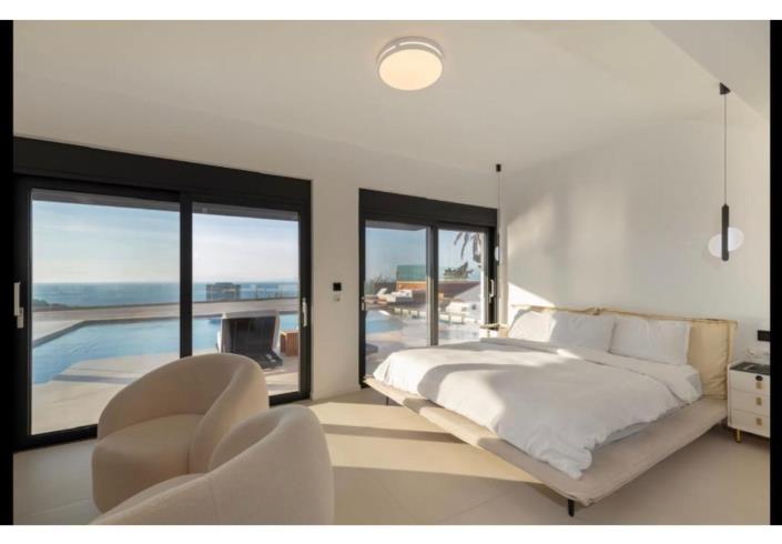 Image No.11-6 Bed Villa for sale