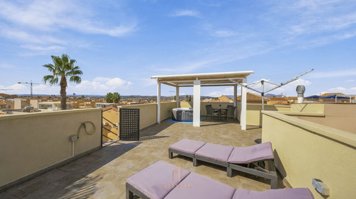 Image No.27-2 Bed Villa for sale