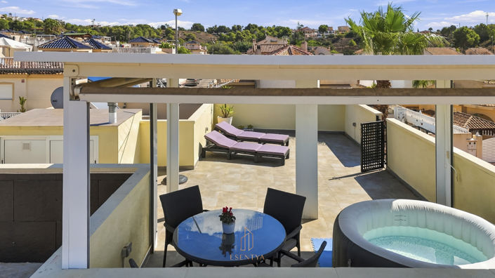 Image No.6-2 Bed Villa for sale