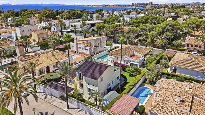 Image No.10-Villa de 5 chambres à vendre à Orihuela Costa