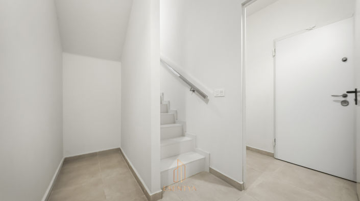 Image No.32-4 Bed Villa for sale