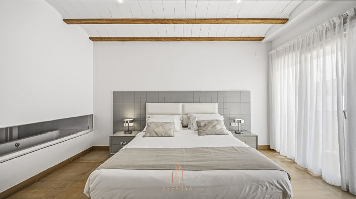 Image No.47-14 Bed Villa for sale