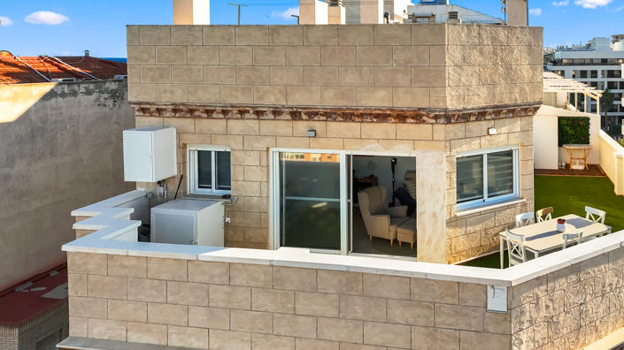 Image No.29-2 Bed Property for sale