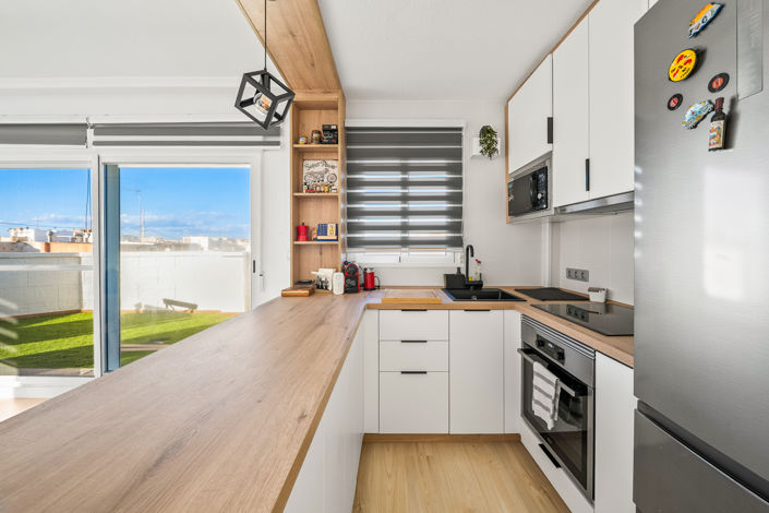 Image No.8-2 Bed Property for sale