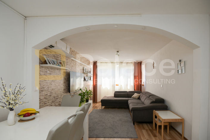 Image No.3-Appartement de 2 chambres à vendre à Sibenik