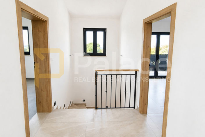 Image No.24-Villa de 3 chambres à vendre à Kaštelir-Labinci