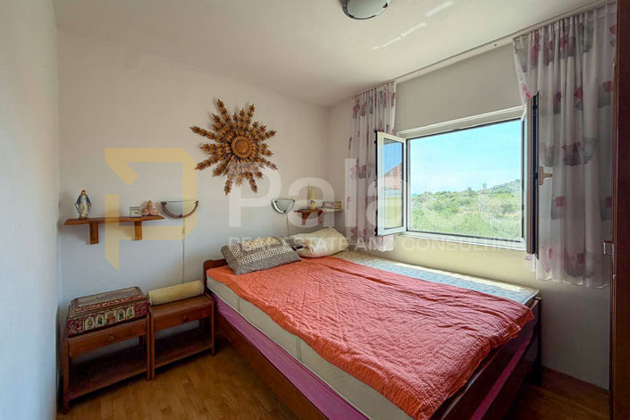 Image No.19-6 Bed House for sale