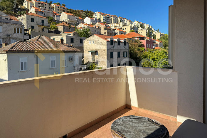 Image No.4-3 Bed Commercial for sale