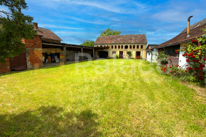 Image No.2-1 Bed House for sale
