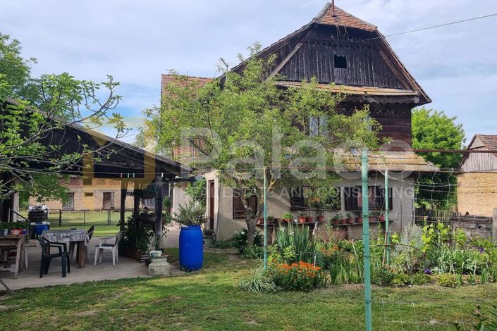 Image No.19-4 Bed House for sale