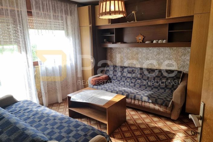 Image No.6-4 Bed House for sale