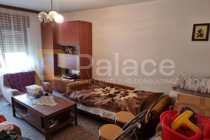 Image No.7-4 Bed House for sale