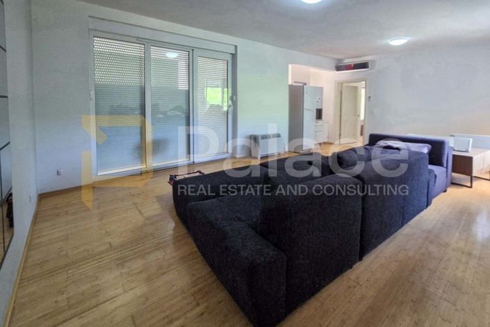 Image No.2-Appartement de 5 chambres à vendre à Zagreb