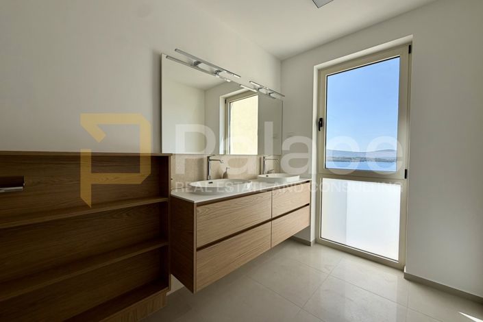 Image No.24-3 Bed Villa for sale