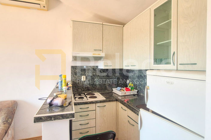 Image No.14-6 Bed House for sale