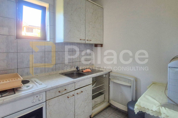 Image No.16-6 Bed House for sale