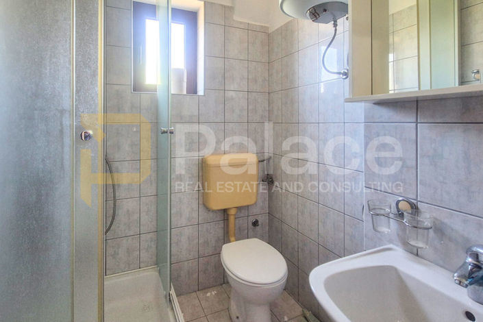 Image No.24-6 Bed House for sale