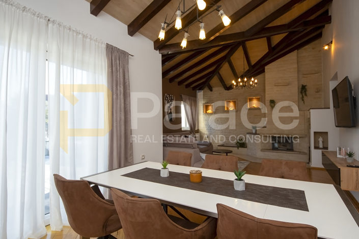 Image No.2-3 Bed Villa for sale