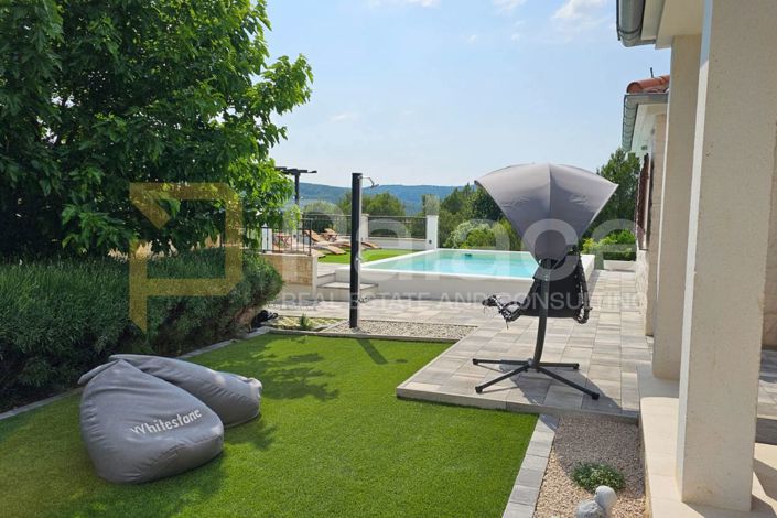 Image No.21-3 Bed Villa for sale