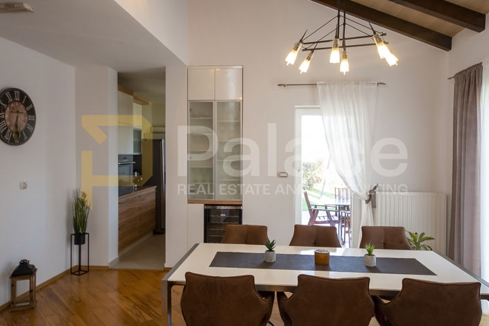 Image No.3-3 Bed Villa for sale