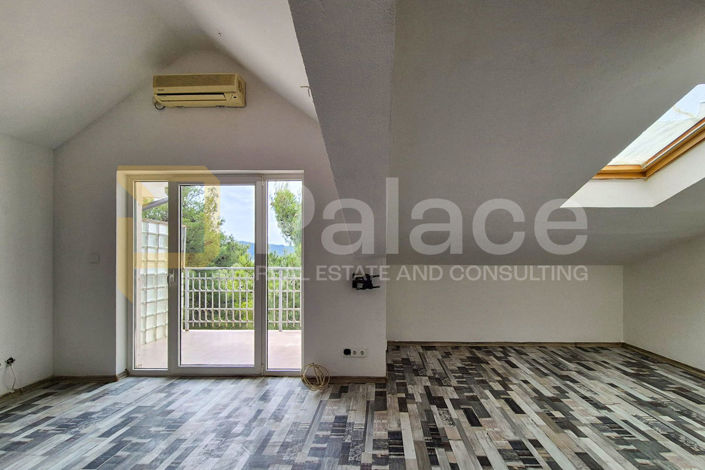 Image No.2-Appartement de 1 chambre à vendre à Šibenik-Knin